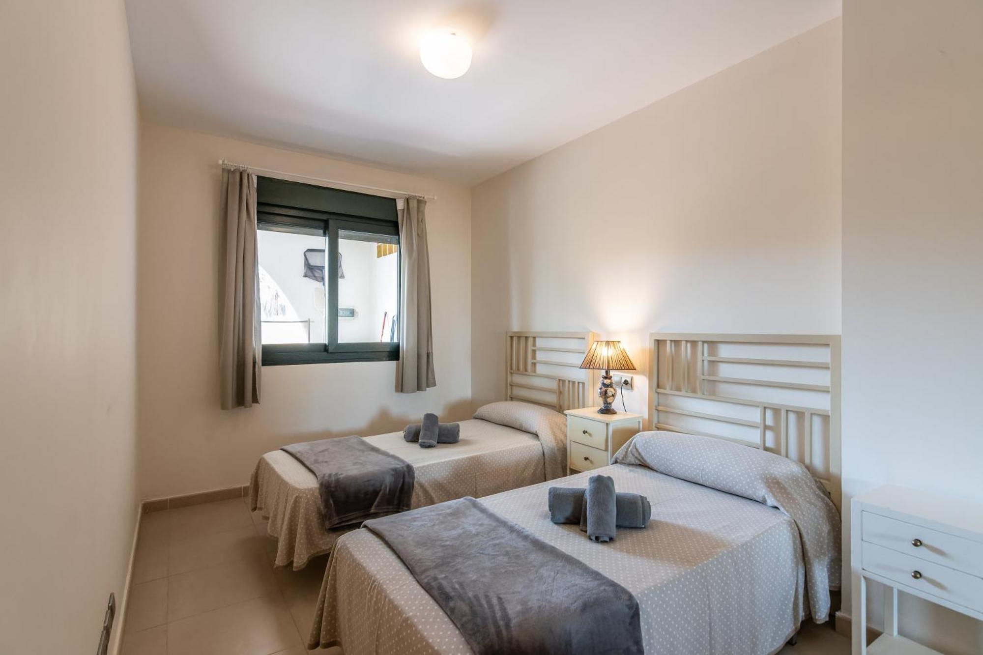 Ferienwohnung Playa Marina By H Isla del Moral Zimmer foto